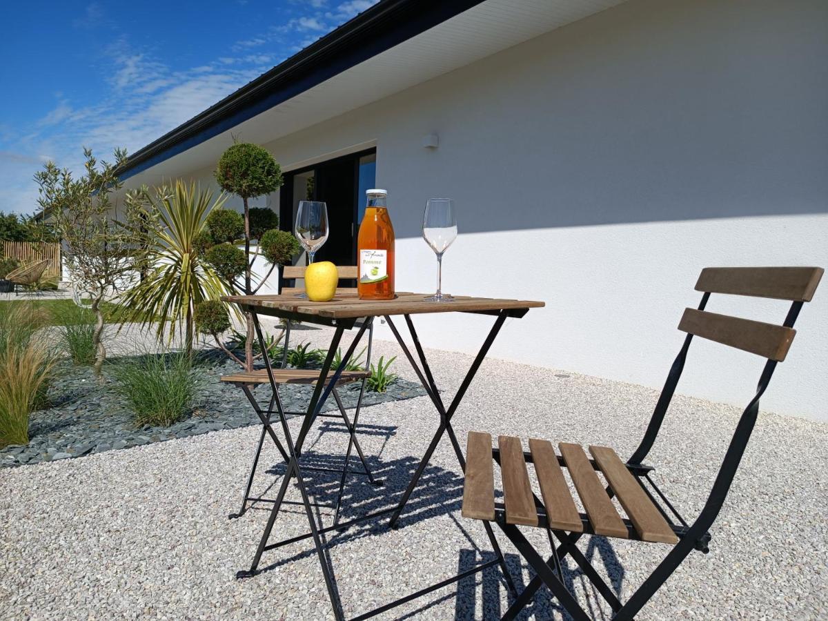 Maison Bailly Ducey-Les Cheris Екстериор снимка
