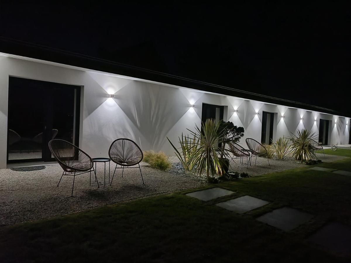 Maison Bailly Ducey-Les Cheris Екстериор снимка